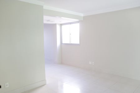 Casa de condomínio para alugar com 180m², 3 quartos e 4 vagasSala