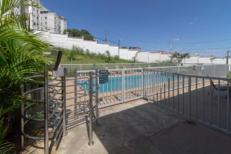 Apartamento para alugar com 65m², 2 quartos e 1 vagaÁrea comum - Piscina