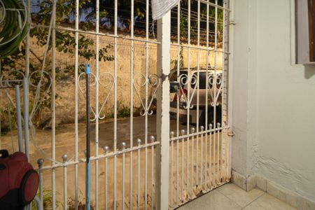 Casa à venda com 53m², 2 quartos e 1 vagaÁrea de Serviço