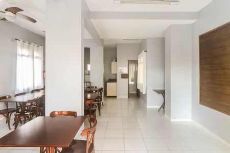 Apartamento à venda com 51m², 2 quartos e 1 vaga Apartamento à venda com 51m², 2 quartos e 1 vagaÁrea comum - Salão de festas