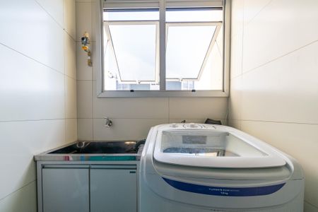 Apartamento à venda com 67m², 2 quartos e 1 vaga Apartamento à venda com 67m², 2 quartos e 1 vagaÁrea de Serviço