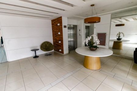 Apartamento à venda com 96m², 4 quartos e 2 vagas Apartamento à venda com 96m², 4 quartos e 2 vagasÁrea comum