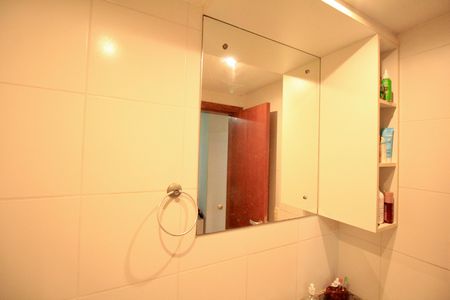 Apartamento para alugar com 65m², 2 quartos e 2 vagas Apartamento para alugar com 65m², 2 quartos e 2 vagasBanheiro da Suíte 1