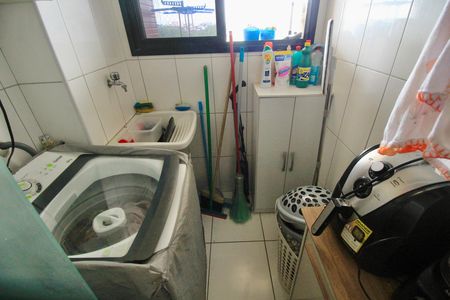 Apartamento para alugar com 65m², 2 quartos e 2 vagas Apartamento para alugar com 65m², 2 quartos e 2 vagasCozinha e Área de Serviço
