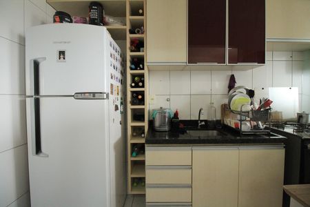 Apartamento para alugar com 65m², 2 quartos e 2 vagas Apartamento para alugar com 65m², 2 quartos e 2 vagasCozinha e Área de Serviço