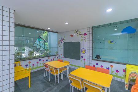 Apartamento à venda com 149m², 4 quartos e 2 vagasÁrea comum