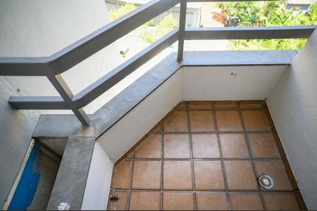 Apartamento à venda com 52m², 2 quartos e 2 vagasVaranda