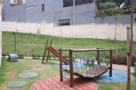 Apartamento para alugar com 32m², 2 quartos e sem vagaÁrea comum - Playground