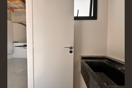 Apartamento à venda com 90m², 2 quartos e 1 vaga Apartamento à venda com 90m², 2 quartos e 1 vagaLavabo