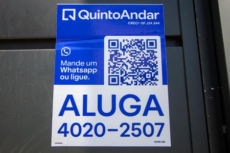 Apartamento para alugar com 90m², 2 quartos e 1 vaga Apartamento para alugar com 90m², 2 quartos e 1 vagaPlaquinha de aluga-se instalada na fachada