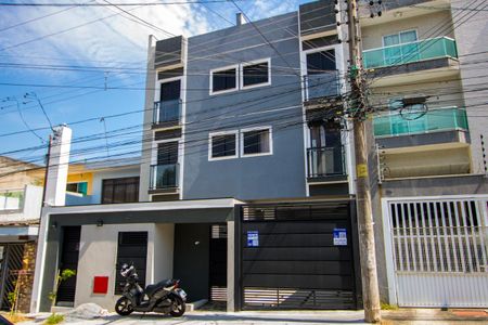 Apartamento para alugar com 90m², 2 quartos e 1 vaga Apartamento para alugar com 90m², 2 quartos e 1 vagaFachada