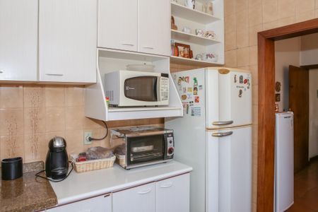 Casa à venda com 220m², 4 quartos e 3 vagasCozinha