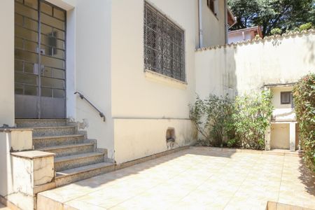 Casa à venda com 220m², 4 quartos e 3 vagasEntrada