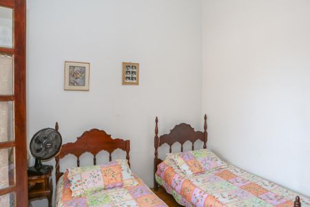 Casa à venda com 220m², 4 quartos e 3 vagasQuarto 3