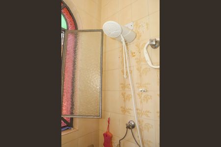 Casa à venda com 220m², 4 quartos e 3 vagasBanheiro da Suíte 2