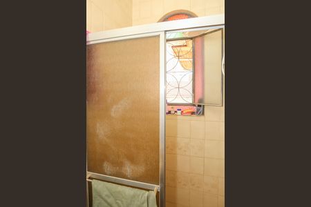 Casa à venda com 220m², 4 quartos e 3 vagasBanheiro Social