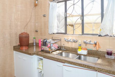 Casa à venda com 220m², 4 quartos e 3 vagasCozinha