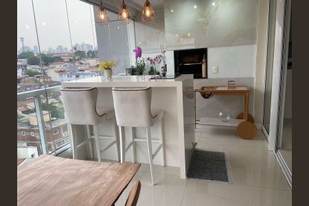 Apartamento à venda com 101m², 2 quartos e 2 vagasVaranda 