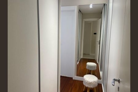 Apartamento à venda com 101m², 2 quartos e 2 vagasCloset