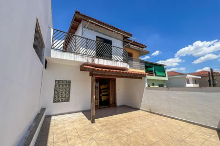 Casa para alugar com 115m², 3 quartos e 2 vagasVaranda
