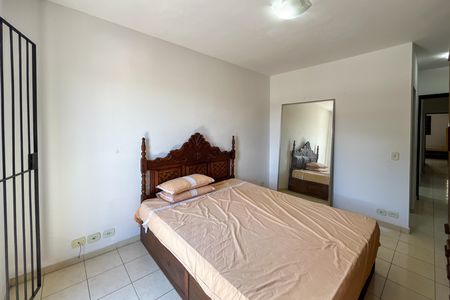 Casa para alugar com 115m², 3 quartos e 2 vagasSuíte