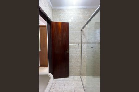 Casa para alugar com 115m², 3 quartos e 2 vagasBanheiro da Suíte
