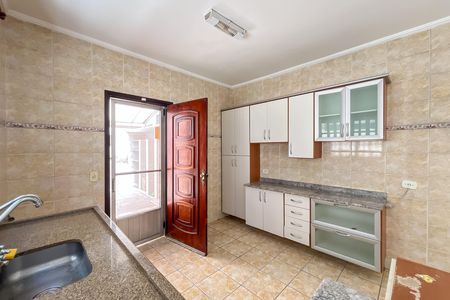Casa para alugar com 115m², 3 quartos e 2 vagasCozinha