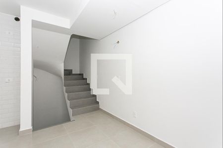 Casa de condomínio à venda com 122m², 2 quartos e 1 vagaSala