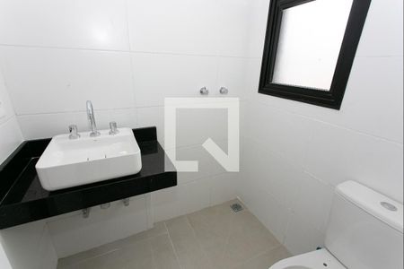 Casa de condomínio à venda com 122m², 2 quartos e 1 vagaBanheiro da Suíte 