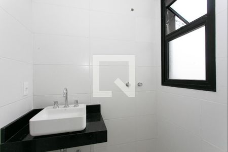 Casa de condomínio à venda com 122m², 2 quartos e 1 vagaBanheiro da Suíte 