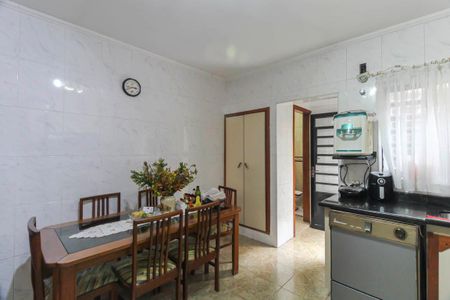 Casa à venda com 150m², 3 quartos e sem vaga Casa à venda com 150m², 3 quartos e sem vagaCozinha