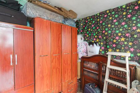 Casa à venda com 150m², 3 quartos e sem vaga Casa à venda com 150m², 3 quartos e sem vagaQuarto