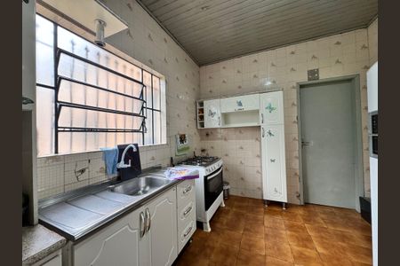 Casa à venda com 240m², 3 quartos e 1 vagaCozinha