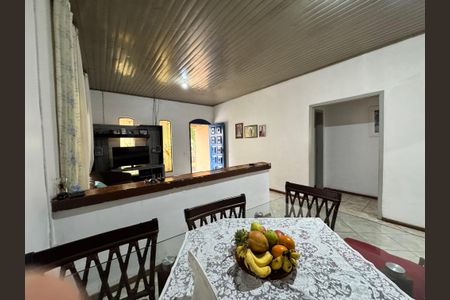 Casa à venda com 240m², 3 quartos e 1 vagaSala de Jantar