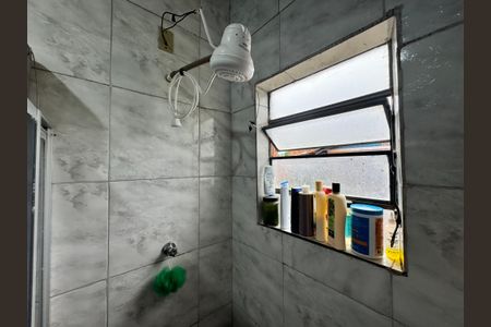 Casa à venda com 240m², 3 quartos e 1 vagaBanheiro 2