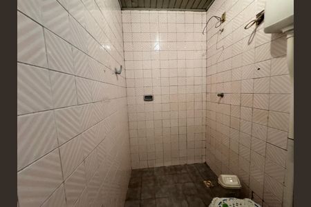 Casa à venda com 240m², 3 quartos e 1 vagaBanheiro 1