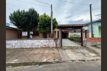 Casa à venda com 240m², 3 quartos e 1 vagaFachada