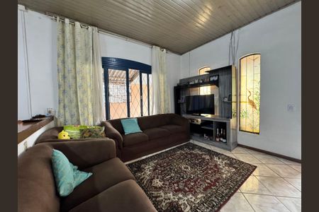 Casa à venda com 240m², 3 quartos e 1 vagaSala