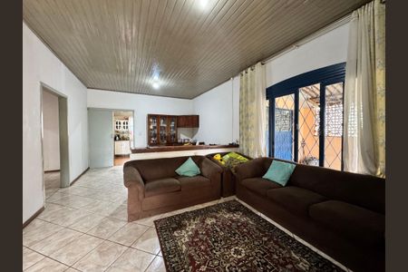 Casa à venda com 240m², 3 quartos e 1 vagaSala