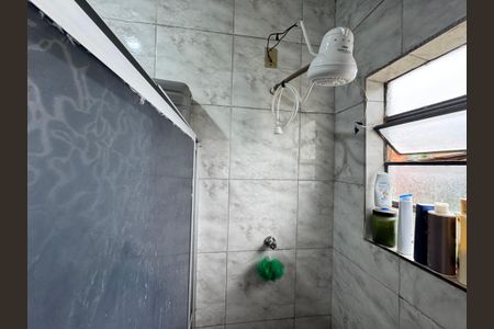 Casa à venda com 240m², 3 quartos e 1 vagaBanheiro 2
