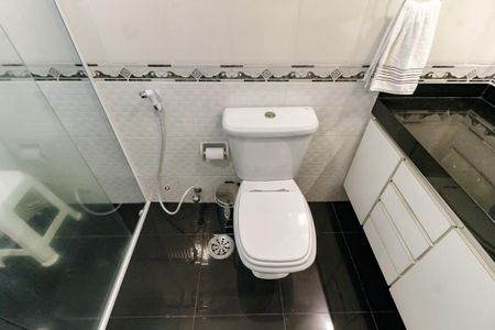 Apartamento à venda com 149m², 3 quartos e 3 vagasBanheiro da Suíte 1