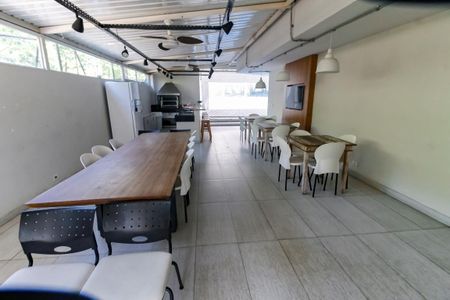 Apartamento à venda com 149m², 3 quartos e 3 vagasÁrea comum - Churrasqueira