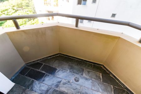 Apartamento à venda com 149m², 3 quartos e 3 vagasVaranda - Suíte 1