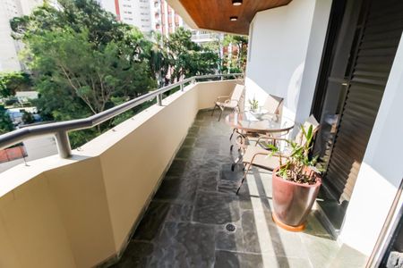 Apartamento à venda com 149m², 3 quartos e 3 vagasVaranda da Sala