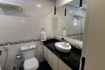 Apartamento à venda com 149m², 3 quartos e 3 vagasBanheiro da Suíte 1