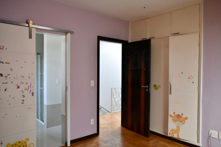 Casa à venda com 190m², 3 quartos e 3 vagasQuarto 2