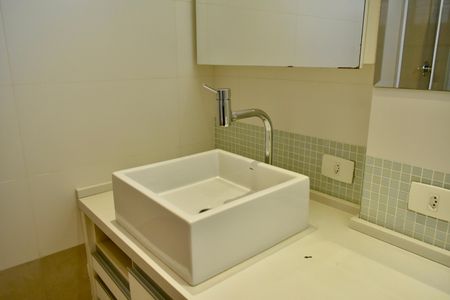 Casa à venda com 190m², 3 quartos e 3 vagasBanheiro da Suíte