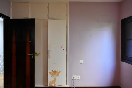 Casa à venda com 190m², 3 quartos e 3 vagasQuarto 2