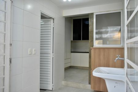 Casa à venda com 190m², 3 quartos e 3 vagasÁrea de Serviço