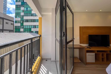 Studio à venda com 26m², 1 quarto e sem vagaVaranda